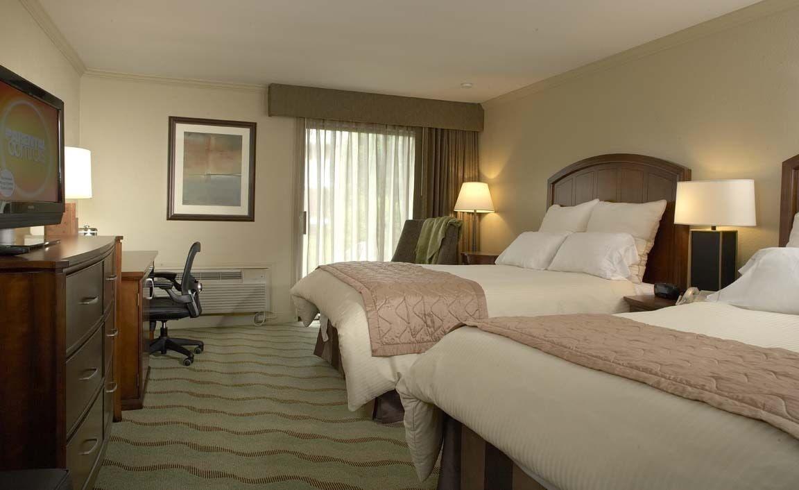 Resort & Conference Center At 3*