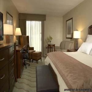 & Conference Center At 3* Hyannis